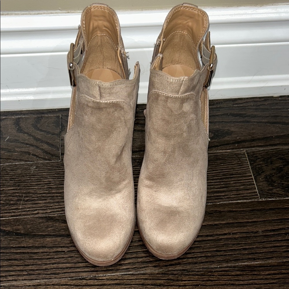 Women's Tan Ankle Boots